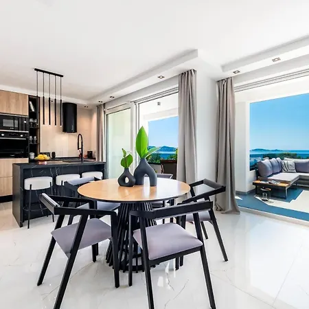 K&n Luxapartment - Jacuzzi&magnificent Sea View