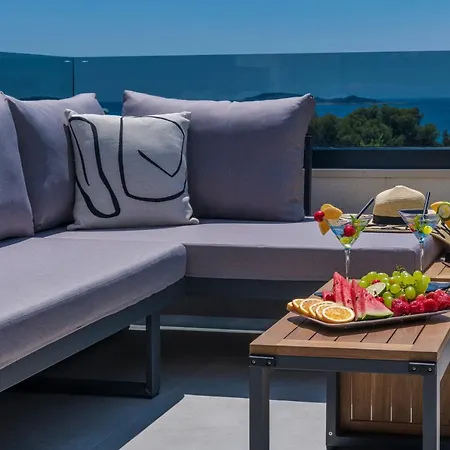아파트 K&n Luxapartment - Jacuzzi And Magnificent Sea View 믈리니