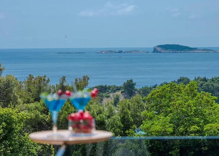 K&n Luxapartment - Jacuzzi And Magnificent Sea View *