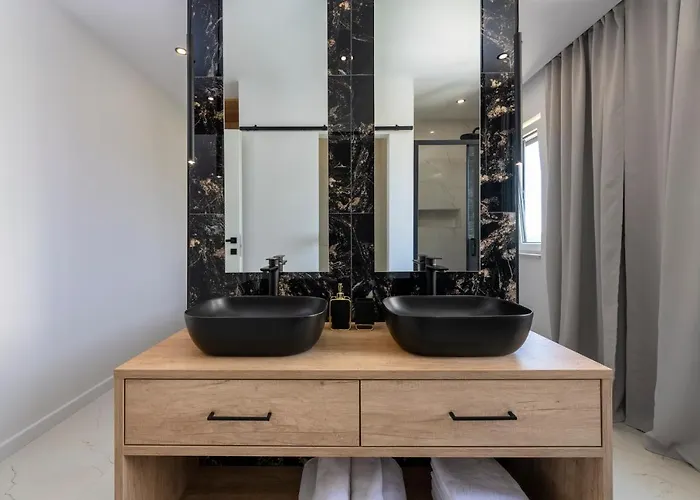 K&n Luxapartment - Jacuzzi And Magnificent Sea View Appartamento *