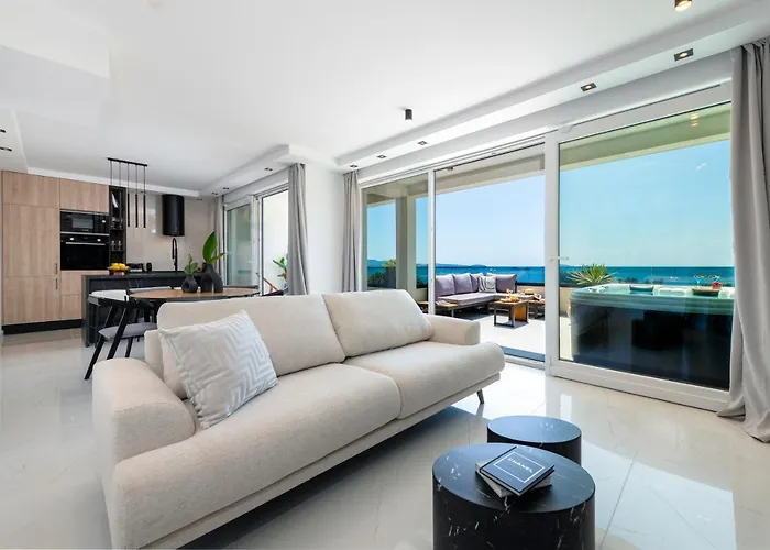 K&n Luxapartment - Jacuzzi And Magnificent Sea View Mlini